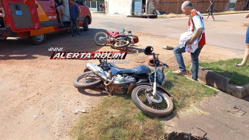 Grave acidente envolvendo duas motos foi registrado nessa tarde no Boa Esperança, em Rolim de Moura Grave acidente envolvendo duas motos foi registrado nessa tarde no Boa Esperança, em Rolim de Moura