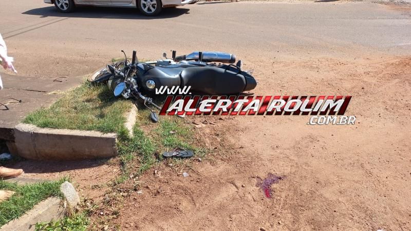 Grave acidente envolvendo duas motos foi registrado nessa tarde no Boa Esperança, em Rolim de Moura Grave acidente envolvendo duas motos foi registrado nessa tarde no Boa Esperança, em Rolim de Moura