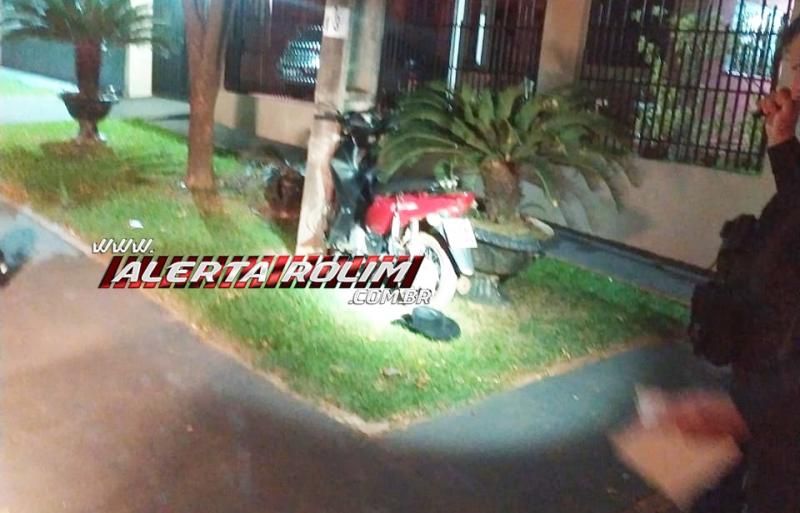 Junho já registrou acidente de trânsito em Rolim de Moura; moto ficou presa em poste e condutor foi socorrido Junho já registrou acidente de trânsito em Rolim de Moura; moto ficou presa em poste e condutor foi socorrido