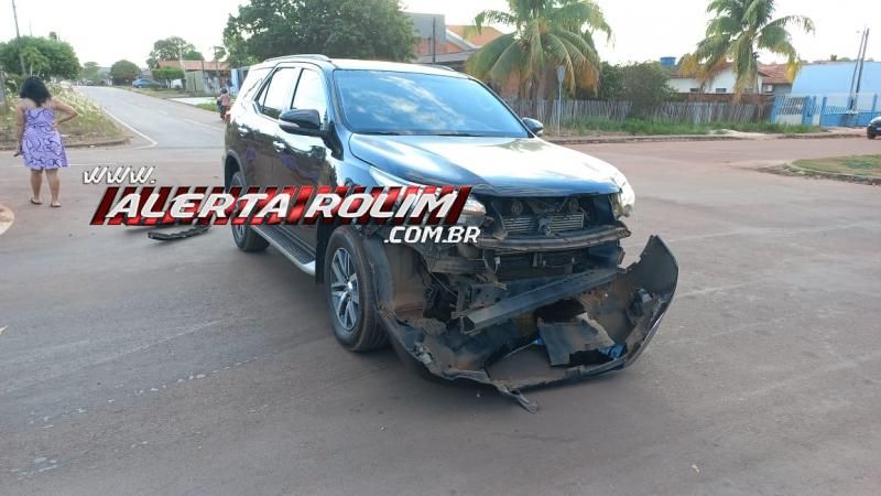 No primeiro acidente do dia, mulher foi socorrida após ser atingida por camioneta, em Rolim de Moura No primeiro acidente do dia, mulher foi socorrida após ser atingida por camioneta, em Rolim de Moura