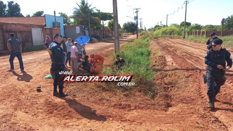 Ocupantes de moto ficaram feridos após colisão com carro nessa tarde no bairro Olímpico, em Rolim de Moura Ocupantes de moto ficaram feridos após colisão com carro nessa tarde no bairro Olímpico, em Rolim de Moura