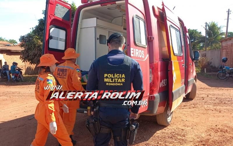 Ocupantes de moto ficaram feridos após colisão com carro nessa tarde no bairro Olímpico, em Rolim de Moura Ocupantes de moto ficaram feridos após colisão com carro nessa tarde no bairro Olímpico, em Rolim de Moura