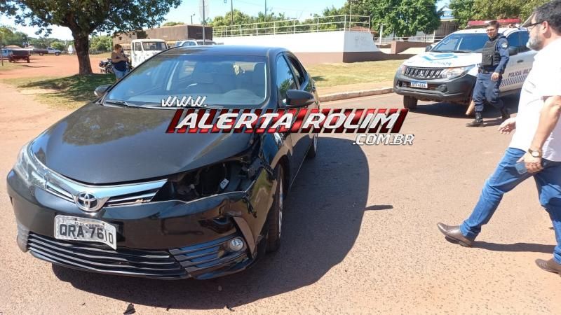 PM registrou colisão entre carro e moto que deixou uma pessoa ferida nessa manhã, em Rolim de Moura PM registrou colisão entre carro e moto que deixou uma pessoa ferida nessa manhã, em Rolim de Moura
