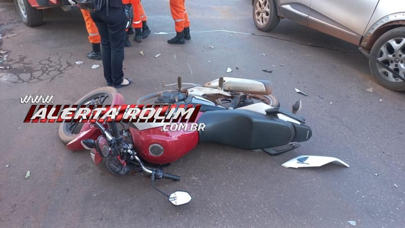 Primeiro acidente de trânsito do dia deixou condutor de moto com fratura em uma das pernas, em Rolim de Moura Primeiro acidente de trânsito do dia deixou condutor de moto com fratura em uma das pernas, em Rolim de Moura