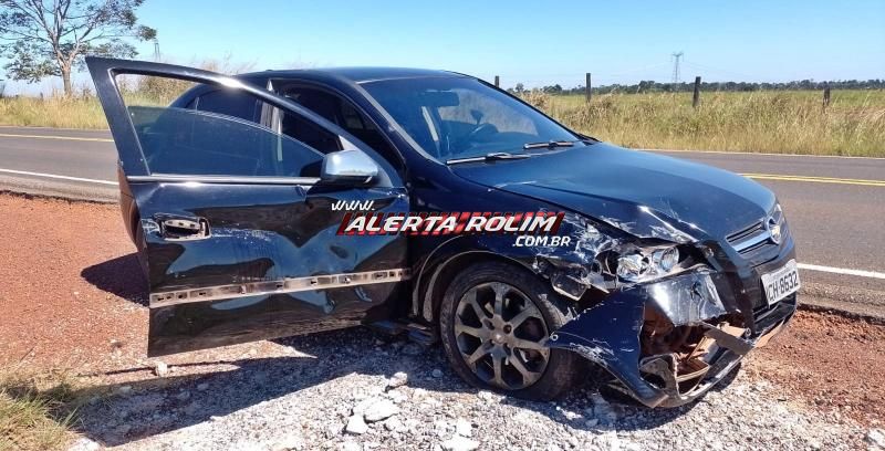 Universitária perdeu a vida em grave acidente na RO 479, após colisão entre carro e moto, em Rolim de Moura Universitária perdeu a vida em grave acidente na RO 479, após colisão entre carro e moto, em Rolim de Moura