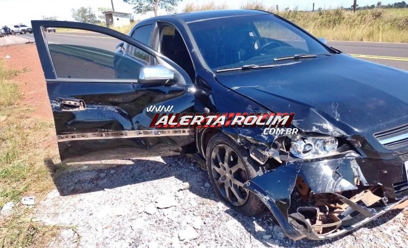 Universitária perdeu a vida em grave acidente na RO 479, após colisão entre carro e moto, em Rolim de Moura Universitária perdeu a vida em grave acidente na RO 479, após colisão entre carro e moto, em Rolim de Moura
