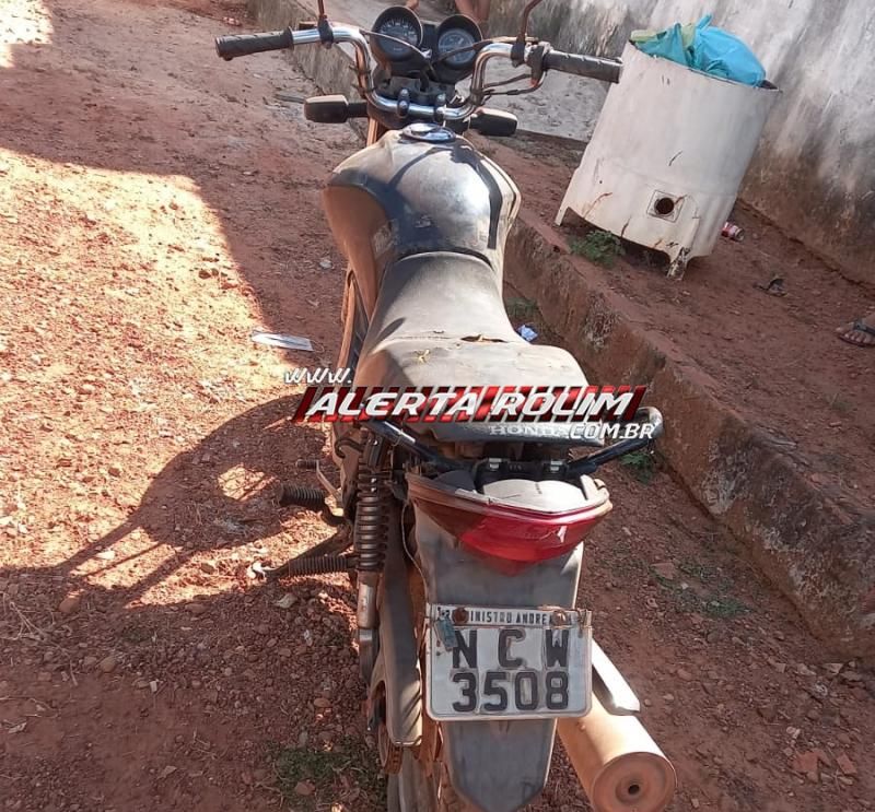 Veículo furtado há aproximadamente 9 anos foi recuperado pela Polícia Militar, em Rolim de Moura Veículo furtado há aproximadamente 9 anos foi recuperado pela Polícia Militar, em Rolim de Moura