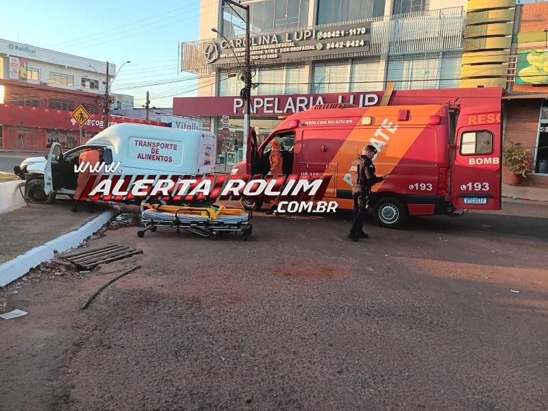 Após passar mal, motorista bateu em mureta da rotatória, em Rolim de Moura Após passar mal, motorista bateu em mureta da rotatória, em Rolim de Moura
