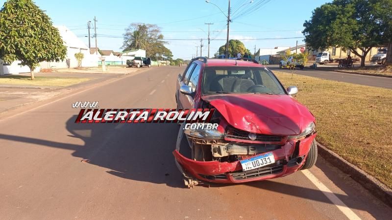Colisão entre dois Stradas foi registrada nessa tarde no bairro Beira Rio, em Rolim de Moura Colisão entre dois Stradas foi registrada nessa tarde no bairro Beira Rio, em Rolim de Moura