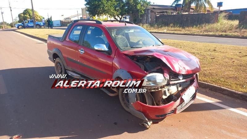 Colisão entre dois Stradas foi registrada nessa tarde no bairro Beira Rio, em Rolim de Moura Colisão entre dois Stradas foi registrada nessa tarde no bairro Beira Rio, em Rolim de Moura