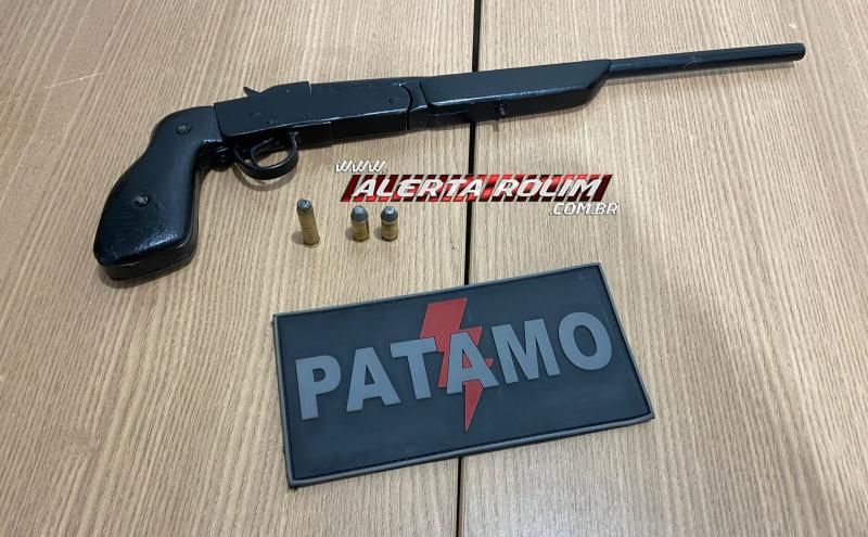 VÍDEO - Dupla foi presa em flagrante com arma de fogo, pela equipe do PATAMO da PM, em Rolim de Moura VÍDEO - Dupla foi presa em flagrante com arma de fogo, pela equipe do PATAMO da PM, em Rolim de Moura