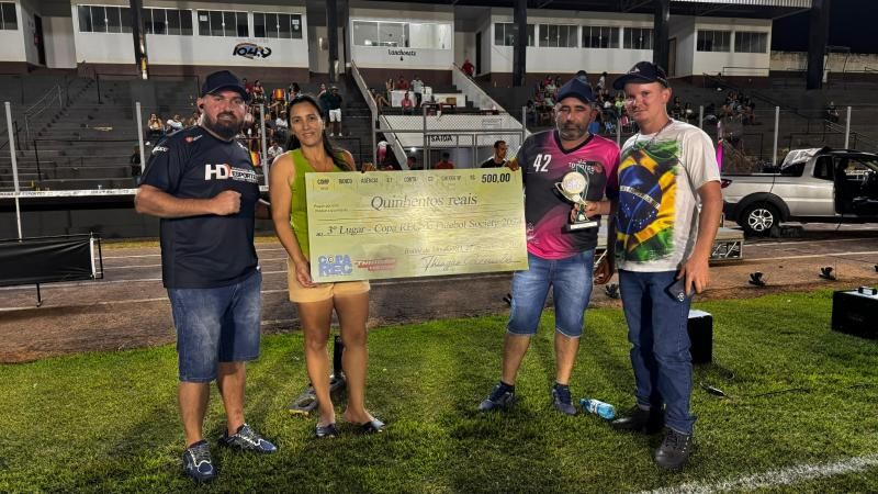 Farma Vida de São Miguel vence nos pênaltis o Peladeiros de Migrantinópolis e leva o título da Copa REC no estádio Cassolão Farma Vida de São Miguel vence nos pênaltis o Peladeiros de Migrantinópolis e leva o título da Copa REC no estádio Cassolão