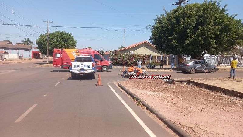 No terceiro acidente do dia, motociclista foi socorrido após colisão com carro, em Rolim de Moura No terceiro acidente do dia, motociclista foi socorrido após colisão com carro, em Rolim de Moura