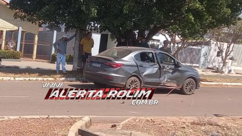 No terceiro acidente do dia, motociclista foi socorrido após colisão com carro, em Rolim de Moura No terceiro acidente do dia, motociclista foi socorrido após colisão com carro, em Rolim de Moura