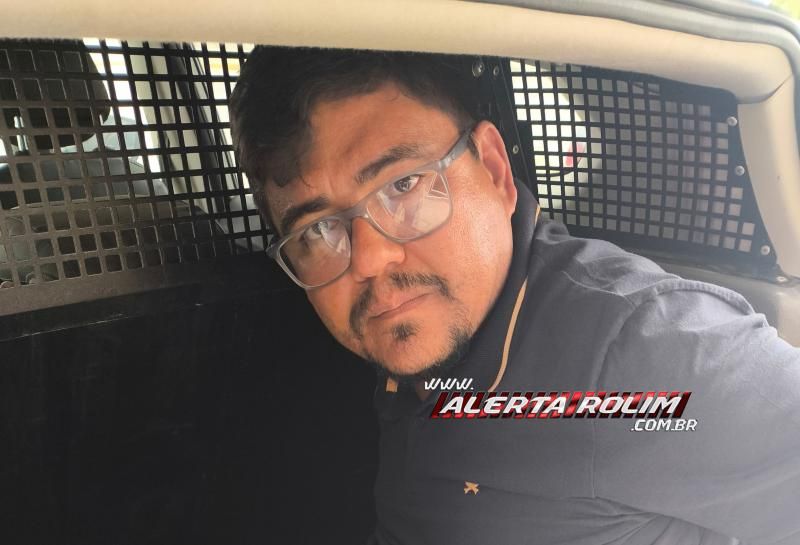 Acusado de crime de associação para o tráfico de drogas, que ostentava vida de luxo com site de apostas, foi preso pela PM, em Santa Catarina Acusado de crime de associação para o tráfico de drogas, que ostentava vida de luxo com site de apostas, foi preso pela PM, em Santa Catarina