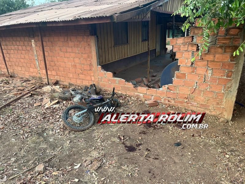 ATUALIZADA – Vítimas de grave acidente nessa tarde em Rolim de Moura sofreram traumatismo craniano ATUALIZADA – Vítimas de grave acidente nessa tarde em Rolim de Moura sofreram traumatismo craniano