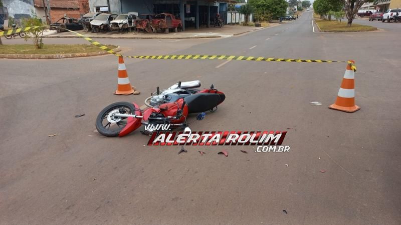 Colisão entre duas motos foi registrada no bairro Boa Esperança, em Rolim de Moura Colisão entre duas motos foi registrada no bairro Boa Esperança, em Rolim de Moura
