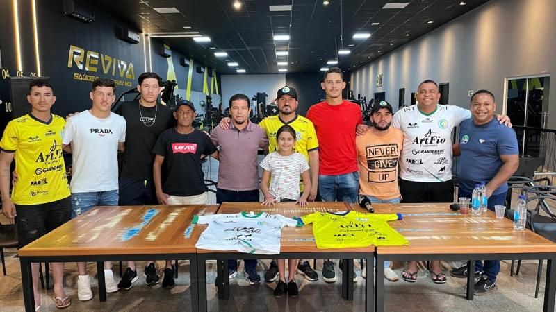 Em grande festa, atacante Walter é apresentado ao Rolim de Moura Esporte Clube Em grande festa, atacante Walter é apresentado ao Rolim de Moura Esporte Clube