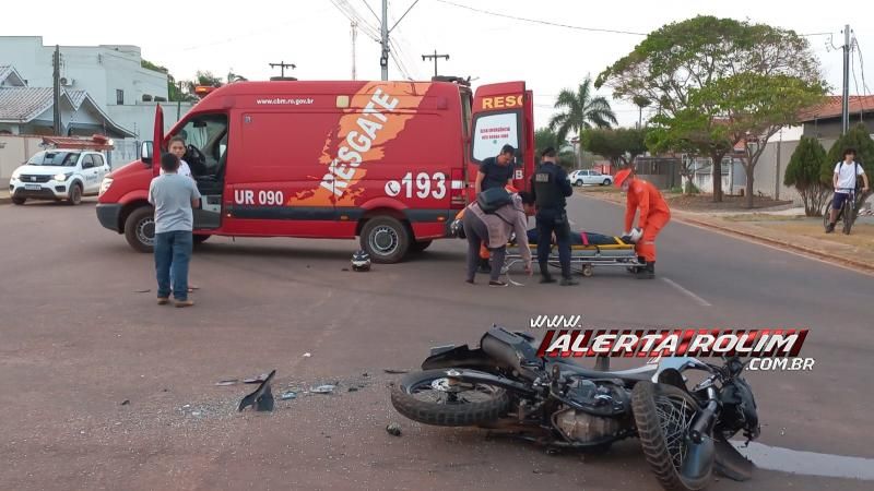 Motociclista foi socorrido após sofrer acidente de trânsito nessa tarde, em Rolim de Moura Motociclista foi socorrido após sofrer acidente de trânsito nessa tarde, em Rolim de Moura