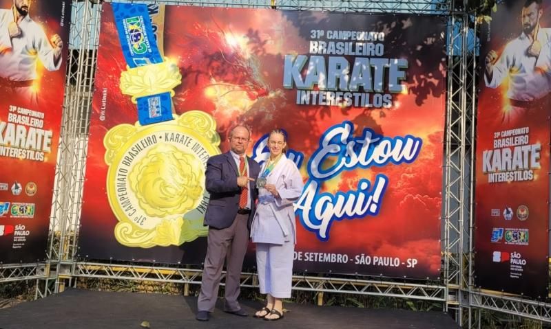 26 medalhas foram conquistadas pela Academia Pequeno Dragão de Rolim de Moura, no Campeonato Brasileiro Interestilos, em São Paulo 26 medalhas foram conquistadas pela Academia Pequeno Dragão de Rolim de Moura, no Campeonato Brasileiro Interestilos, em São Paulo