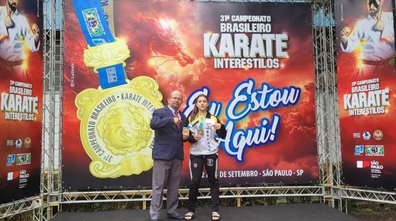 26 medalhas foram conquistadas pela Academia Pequeno Dragão de Rolim de Moura, no Campeonato Brasileiro Interestilos, em São Paulo 26 medalhas foram conquistadas pela Academia Pequeno Dragão de Rolim de Moura, no Campeonato Brasileiro Interestilos, em São Paulo