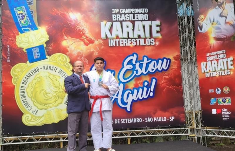 26 medalhas foram conquistadas pela Academia Pequeno Dragão de Rolim de Moura, no Campeonato Brasileiro Interestilos, em São Paulo 26 medalhas foram conquistadas pela Academia Pequeno Dragão de Rolim de Moura, no Campeonato Brasileiro Interestilos, em São Paulo