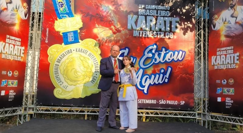 26 medalhas foram conquistadas pela Academia Pequeno Dragão de Rolim de Moura, no Campeonato Brasileiro Interestilos, em São Paulo 26 medalhas foram conquistadas pela Academia Pequeno Dragão de Rolim de Moura, no Campeonato Brasileiro Interestilos, em São Paulo