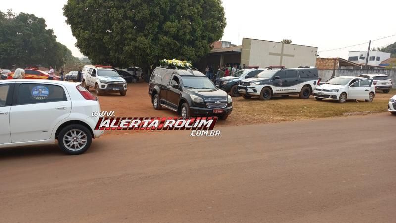 Cortejo fúnebre do policial penal Claudinei Pedro de Rolim de Moura Cortejo fúnebre do policial penal Claudinei Pedro de Rolim de Moura