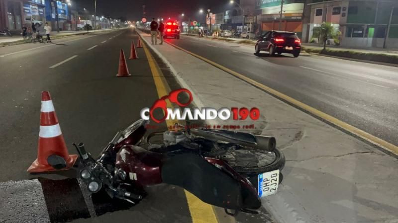 Motociclista perdeu o controle de veículo e morreu após colisão em poste, em Ji-Paraná Motociclista perdeu o controle de veículo e morreu após colisão em poste, em Ji-Paraná