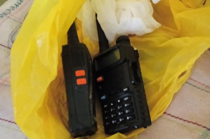 Operação Asfixia foi deflagrada pela PM e PC, em Cerejeiras; 04 pessoas foram presas e drogas, dinheiro e arma de fogo foram apreendidas Operação Asfixia foi deflagrada pela PM e PC, em Cerejeiras; 04 pessoas foram presas e drogas, dinheiro e arma de fogo foram apreendidas