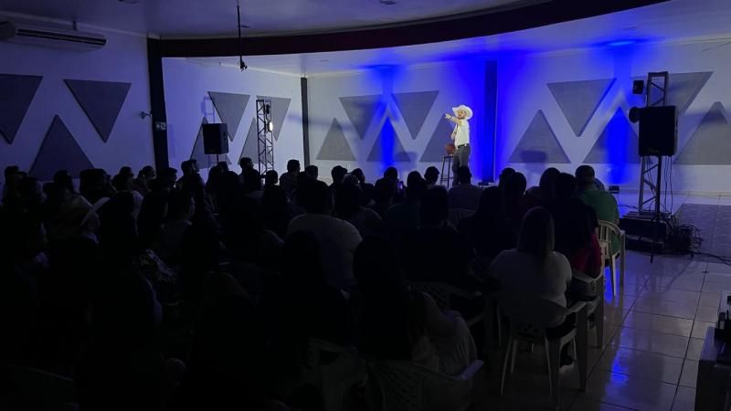 Show de Marcus Cirillo leva mais de 300 pessoas ao auditório do Sindsef Show de Marcus Cirillo leva mais de 300 pessoas ao auditório do Sindsef