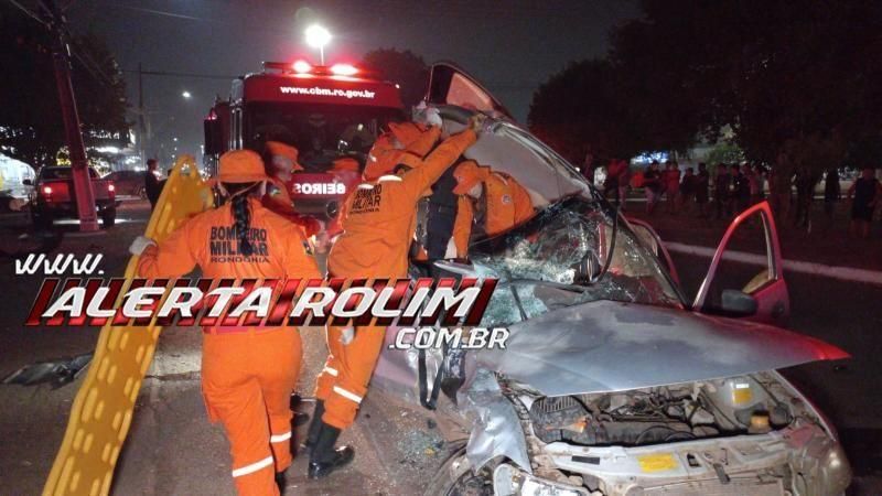 URGENTE – Passageira de carro, que foi atingida por Hilux em Rolim de Moura, teve morte cerebral declarada em hospital de Cacoal; motorista da caminhonete estava embriagado URGENTE – Passageira de carro, que foi atingida por Hilux em Rolim de Moura, teve morte cerebral declarada em hospital de Cacoal; motorista da caminhonete estava embriagado