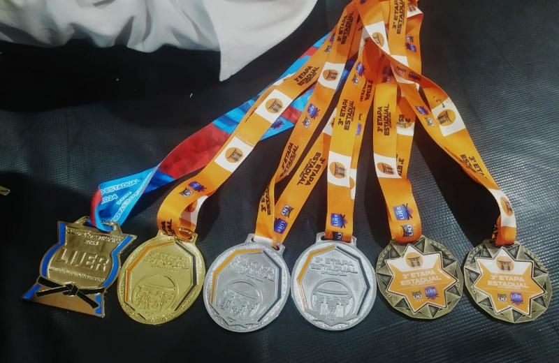 Irmãos judocas de Rolim de Moura buscam patrocínio para participar de campeonato brasileiro de judô, em Minas Gerais Irmãos judocas de Rolim de Moura buscam patrocínio para participar de campeonato brasileiro de judô, em Minas Gerais