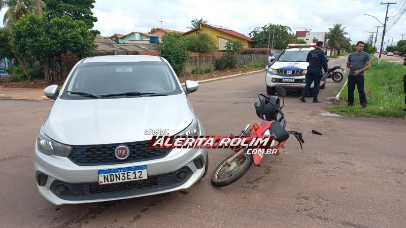Acidente de trânsito envolvendo moto e carro foi registrado nesta tarde no bairro Planalto, em Rolim de Moura Acidente de trânsito envolvendo moto e carro foi registrado nesta tarde no bairro Planalto, em Rolim de Moura