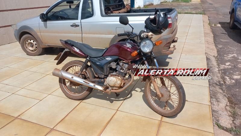 Acidente de trânsito foi registrado nesta sexta-feira 13, em Rolim de Moura Acidente de trânsito foi registrado nesta sexta-feira 13, em Rolim de Moura