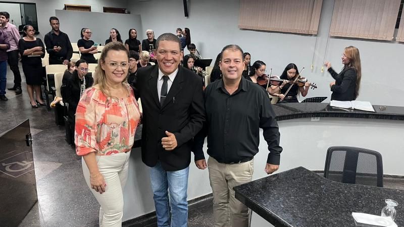 Câmara Municipal de Rolim de Moura realiza sessão solene em homenagem ao Dia da Bíblia Câmara Municipal de Rolim de Moura realiza sessão solene em homenagem ao Dia da Bíblia