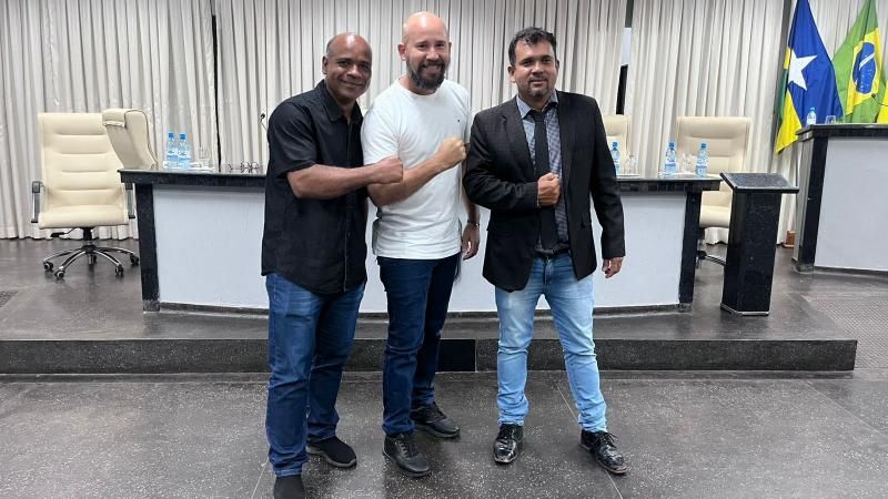 Câmara Municipal de Rolim de Moura realiza sessão solene em homenagem ao Dia da Bíblia Câmara Municipal de Rolim de Moura realiza sessão solene em homenagem ao Dia da Bíblia