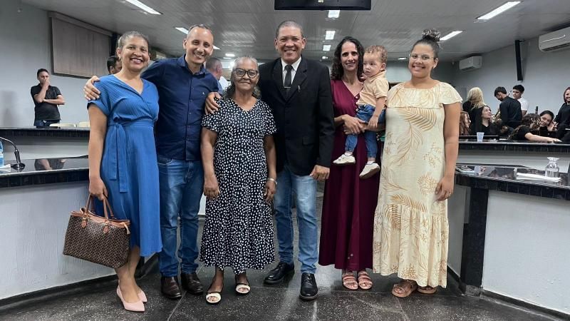 Câmara Municipal de Rolim de Moura realiza sessão solene em homenagem ao Dia da Bíblia Câmara Municipal de Rolim de Moura realiza sessão solene em homenagem ao Dia da Bíblia