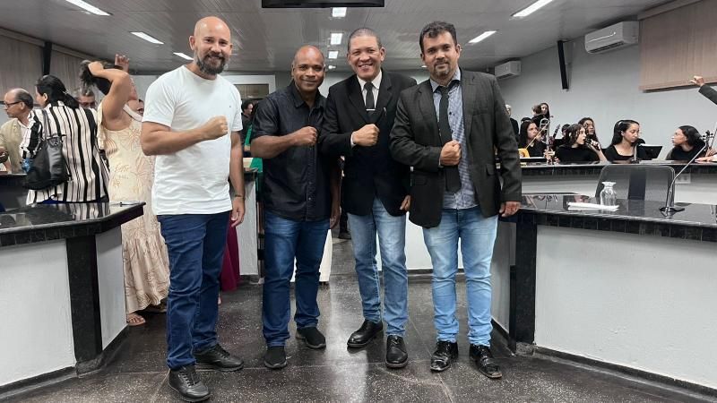 Câmara Municipal de Rolim de Moura realiza sessão solene em homenagem ao Dia da Bíblia Câmara Municipal de Rolim de Moura realiza sessão solene em homenagem ao Dia da Bíblia