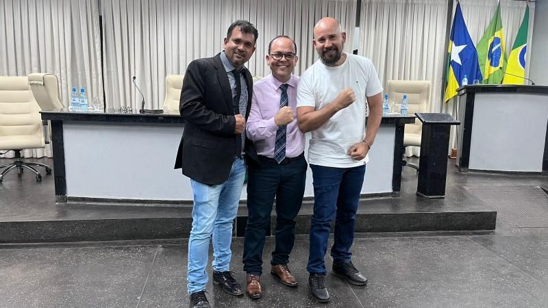 Câmara Municipal de Rolim de Moura realiza sessão solene em homenagem ao Dia da Bíblia Câmara Municipal de Rolim de Moura realiza sessão solene em homenagem ao Dia da Bíblia