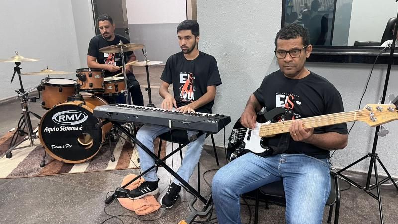 Câmara Municipal de Rolim de Moura realiza sessão solene em homenagem ao Dia da Bíblia Câmara Municipal de Rolim de Moura realiza sessão solene em homenagem ao Dia da Bíblia