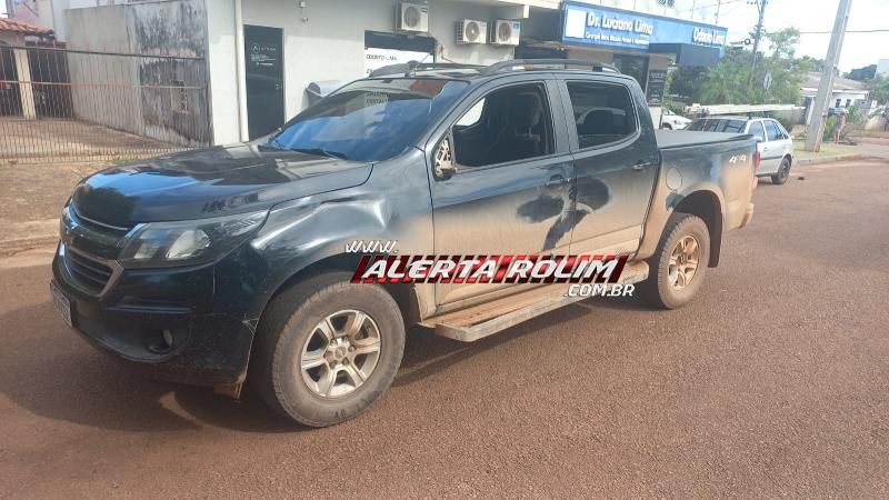 Duas adolescentes foram socorridas após colisão entre bicicleta e caminhonete no bairro São Cristóvão, em Rolim de Moura Duas adolescentes foram socorridas após colisão entre bicicleta e caminhonete no bairro São Cristóvão, em Rolim de Moura