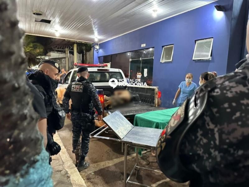 Dois suspeitos morrem em confronto com a PM em Porto Velho Dois suspeitos morrem em confronto com a PM em Porto Velho