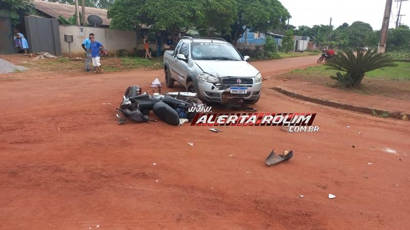 Primeiro acidente de trânsito do dia deixou motociclista ferido no bairro Cidade Alta, em Rolim de Moura Primeiro acidente de trânsito do dia deixou motociclista ferido no bairro Cidade Alta, em Rolim de Moura