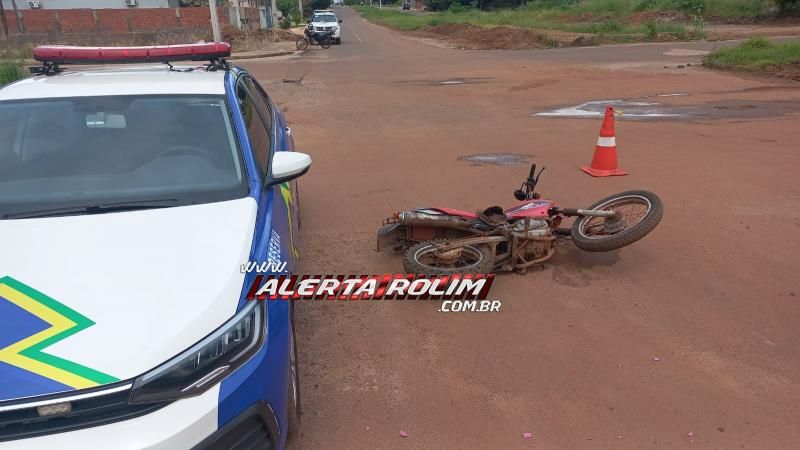 Acidente de trânsito deixou uma pessoa ferida nesta tarde, em Rolim de Moura Acidente de trânsito deixou uma pessoa ferida nesta tarde, em Rolim de Moura