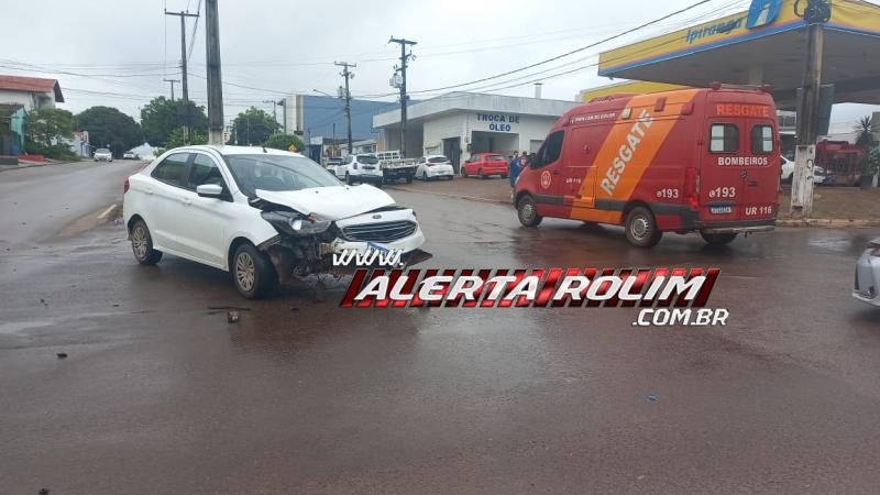 Acidente de trânsito foi registrado no cruzamento da Rua Tocantins com Av. 25 de Agosto, em Rolim de Moura Acidente de trânsito foi registrado no cruzamento da Rua Tocantins com Av. 25 de Agosto, em Rolim de Moura