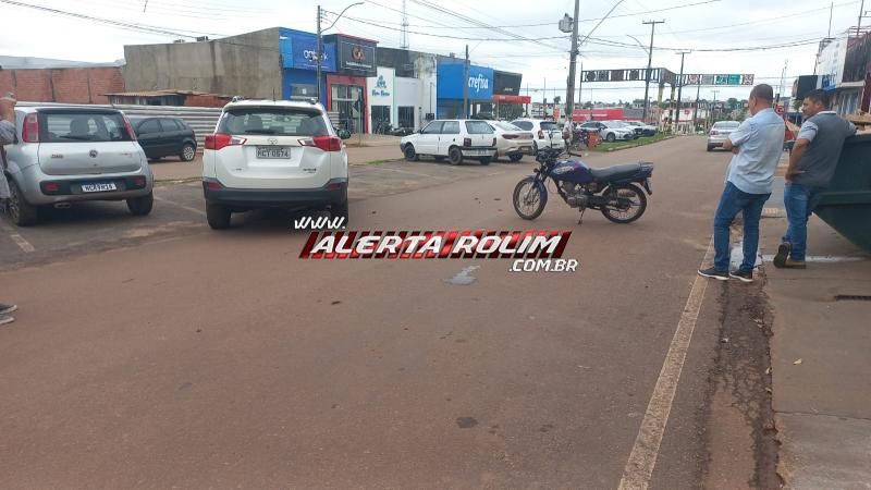 Acidente de trânsito mobilizou PM e bombeiros nesta manhã em Rolim de Moura Acidente de trânsito mobilizou PM e bombeiros nesta manhã em Rolim de Moura