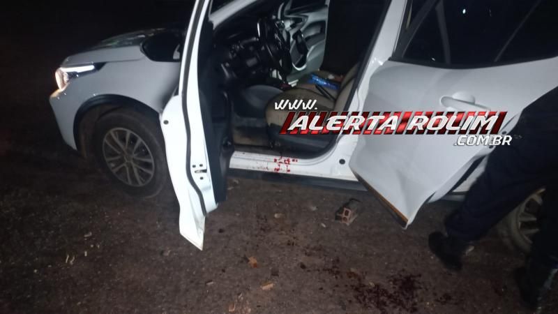 Homem foi atingido por tijolada na cabeça desferida por andarilho no Centro de Rolim de Moura Homem foi atingido por tijolada na cabeça desferida por andarilho no Centro de Rolim de Moura