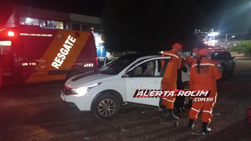 Homem foi atingido por tijolada na cabeça desferida por andarilho no Centro de Rolim de Moura Homem foi atingido por tijolada na cabeça desferida por andarilho no Centro de Rolim de Moura