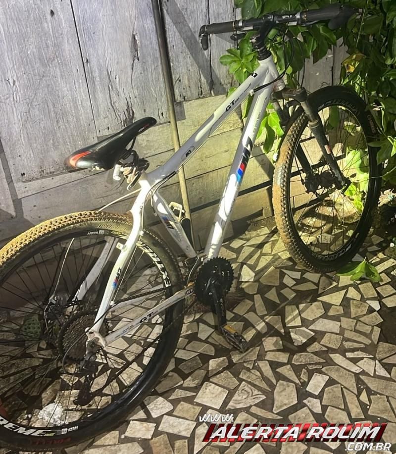 Polícia Militar recuperou bicicleta furtada em Rolim de Moura Polícia Militar recuperou bicicleta furtada em Rolim de Moura